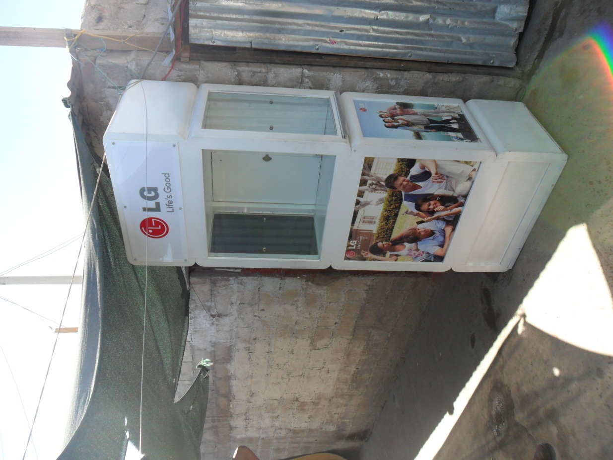 Mobiliario de exhibición en fabricación